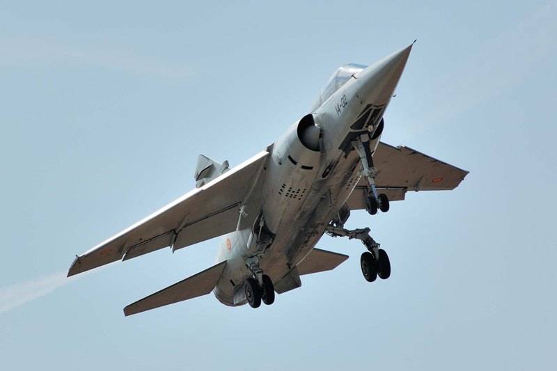 Dassault -Mirage F1- Dassault -Mirage F1-