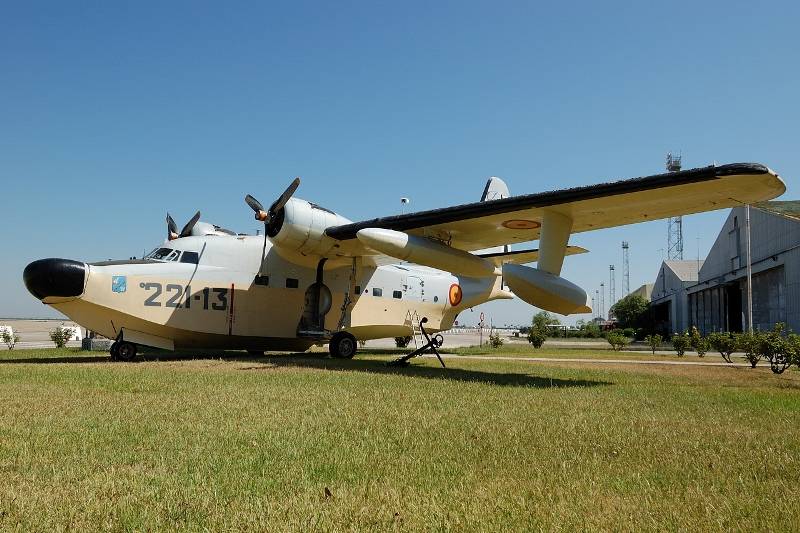 Grumman HU-16 Albatross Grumman HU-16 Albatross