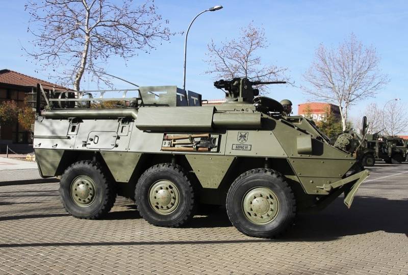 El veterano BMR M1 es este caso de la versión VCZ (Vehículo de Combate de Zapadores). El veterano BMR M1 es este caso de la versión VCZ (Vehículo de Combate de Zapadores).