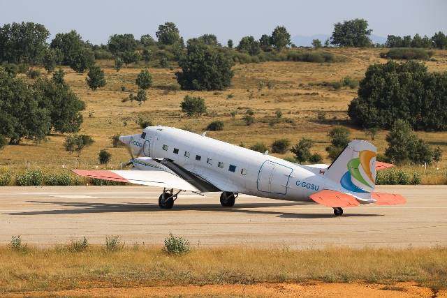 En las fotografías puede apreciarse los abultamientos de sensores en el aparato. En las fotografías puede apreciarse los abultamientos de sensores en el aparato.
