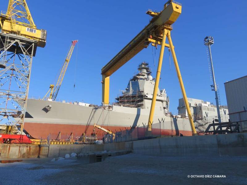 Como se observa, los avances en la fabricaci�n del P435 en Riva Trigoso denotan que est� casi listo para su botadura.    (Octavio D�ez C�mara)