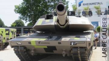 KF-51 �Panther�, la apuesta de Rheinmetall con un dise�o innovador que tambi�n podr�a ser v�lido para las futuras necesidades europeas (foto Octavio D�ez C�mara). �