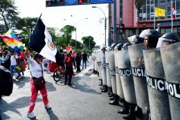 Policia Nacional dando seguridad al Ministerio Publico.