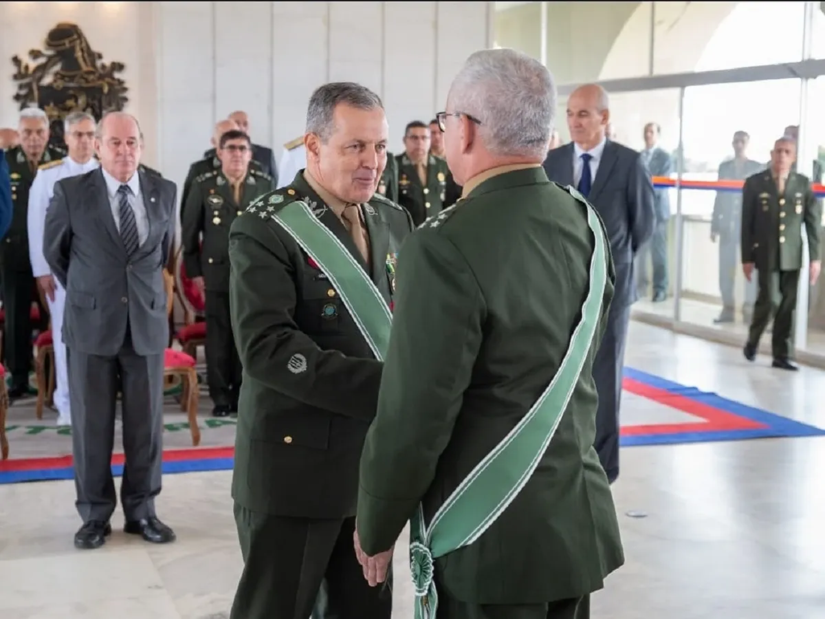 Ceremonia de traspaso del cargo de Jefe del Estado Mayor del Ejército Brasileño. Ceremonia de traspaso del cargo de Jefe del Estado Mayor del Ejército Brasileño.