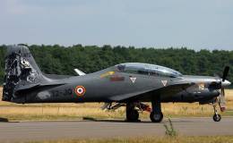 EMB-312F o AT-27 Tucano