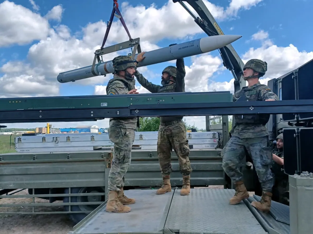 Carga del lanzador. Carga del lanzador.