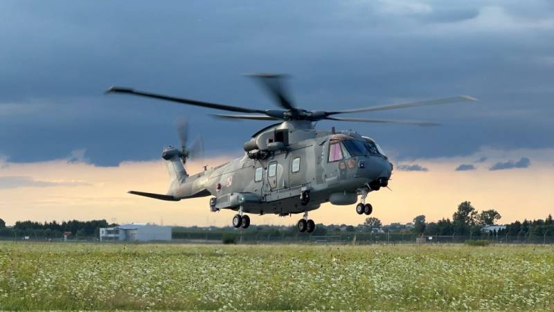 El primero de los AW101 de la Armada de Polonia. (foto Ministerio de Defensa polaco)