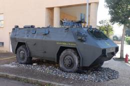 Vista lateral del BLR 3545 que se conserva en el acuartelamiento de la BRIMAR/TEAR. (Foto Julio Ma�z)