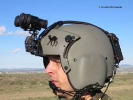 Unos trescientos ejemplares de las gafas nocturnas BM8043 est�n en servicio en las FAMET espa�olas. (Octavio D�ez C�mara)