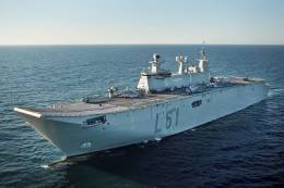 El L61, que a�n tiene dos d�cadas de vida activa por delante, ser�a complementado con varios buques de cubierta corrida operando RPAS clase III.