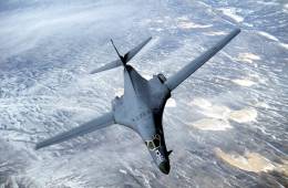 Un bombardero estrat�gico B-1B, de los que 4 se han desplegado en Mor�n. (foto USAF)