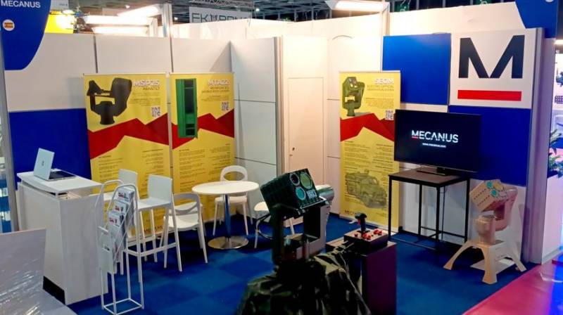 El estand de la empresa española en Eurosatory (autor) El estand de la empresa española en Eurosatory (autor)
