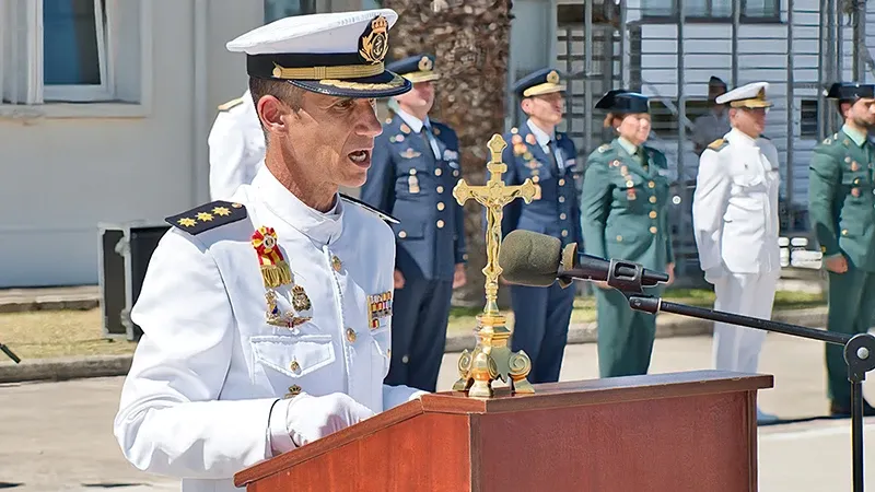 El Coronel de IM Antonio Núñez Rodríguez durante su discurso de toma de Mando. Foto: Armada El Coronel de IM Antonio Núñez Rodríguez durante su discurso de toma de Mando. Foto: Armada