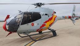 Uno de los Airbus Helicopters EC120 del Ala 78, se aprecia el nuevo logo de la Casa Real en su puerta trasera.  (foto Julio Ma�z Guti�rrez)