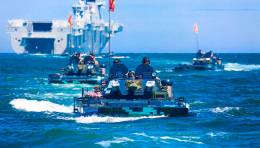 China est� formando con rapidez y de forma callada, una fuerza expedicionaria que pronto ser� temible y podr� intervenir en cualquier punto del planeta (foto T.Ruijie/Ministerio de Defensa de China).