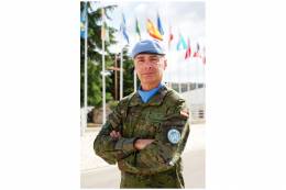 General Guillermo Garc�a del Barrio, Jefe de la Brigada del Sector Este de Unifil.