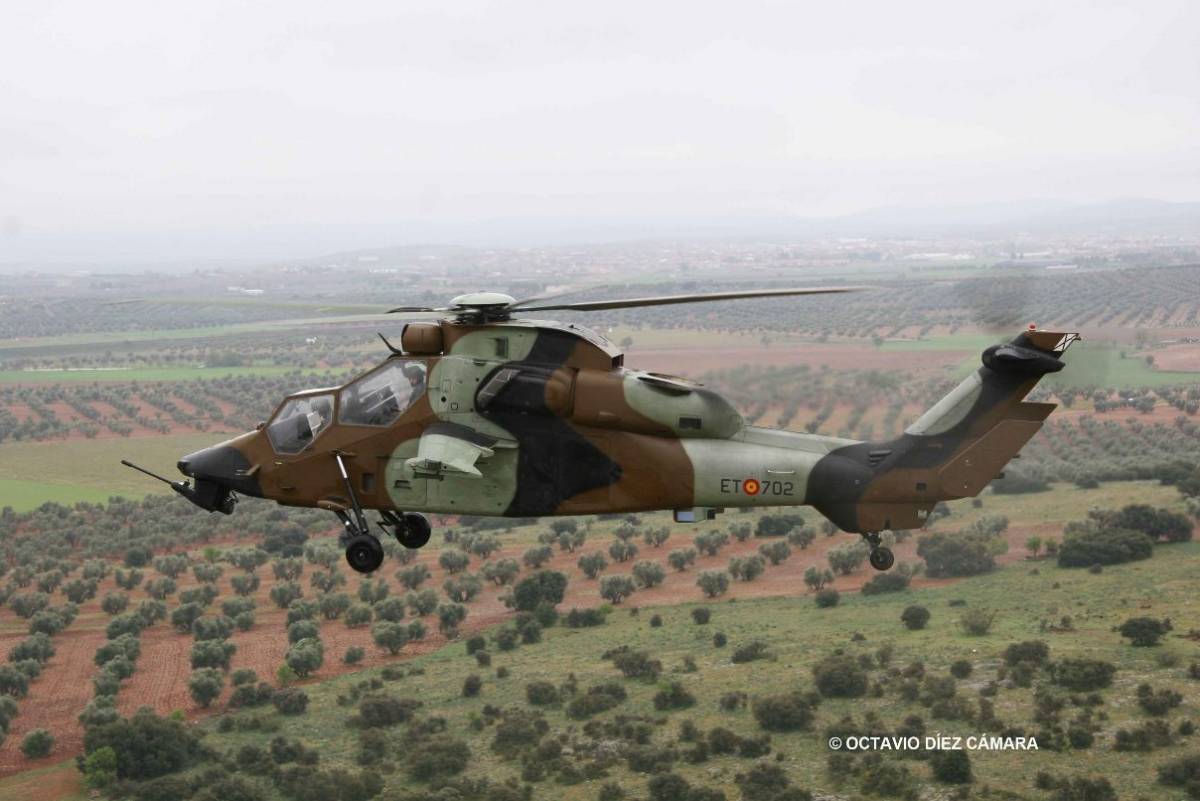 Los Tigre pueden desarrollar una notable potencia de fuego en apoyo de operaciones anfibias. (Octavio Díez Cámara) Los Tigre pueden desarrollar una notable potencia de fuego en apoyo de operaciones anfibias. (Octavio Díez Cámara)