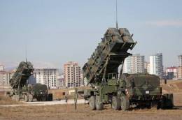 Lanzadores de la bater�a del Mando de Artiller�a Antia�reo en Incirlick, Turqu�a (foto: Ej�rcito de Tierra).