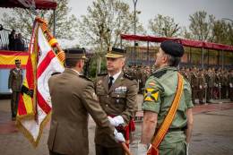 El general Pedro Luis Guti�rrez Alcal� durante su toma de posesi�n como Jefe de la BRIPAC. (foto BRIPAC)