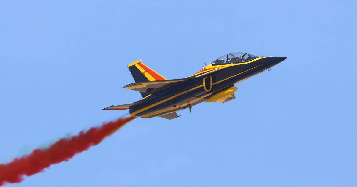 El avi�n L-15 Falcon de origen chino por el que Marruecos parece interesado.