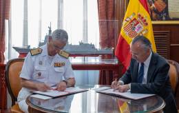 Firma del protocolo. (foto: Grupo Oes�a)