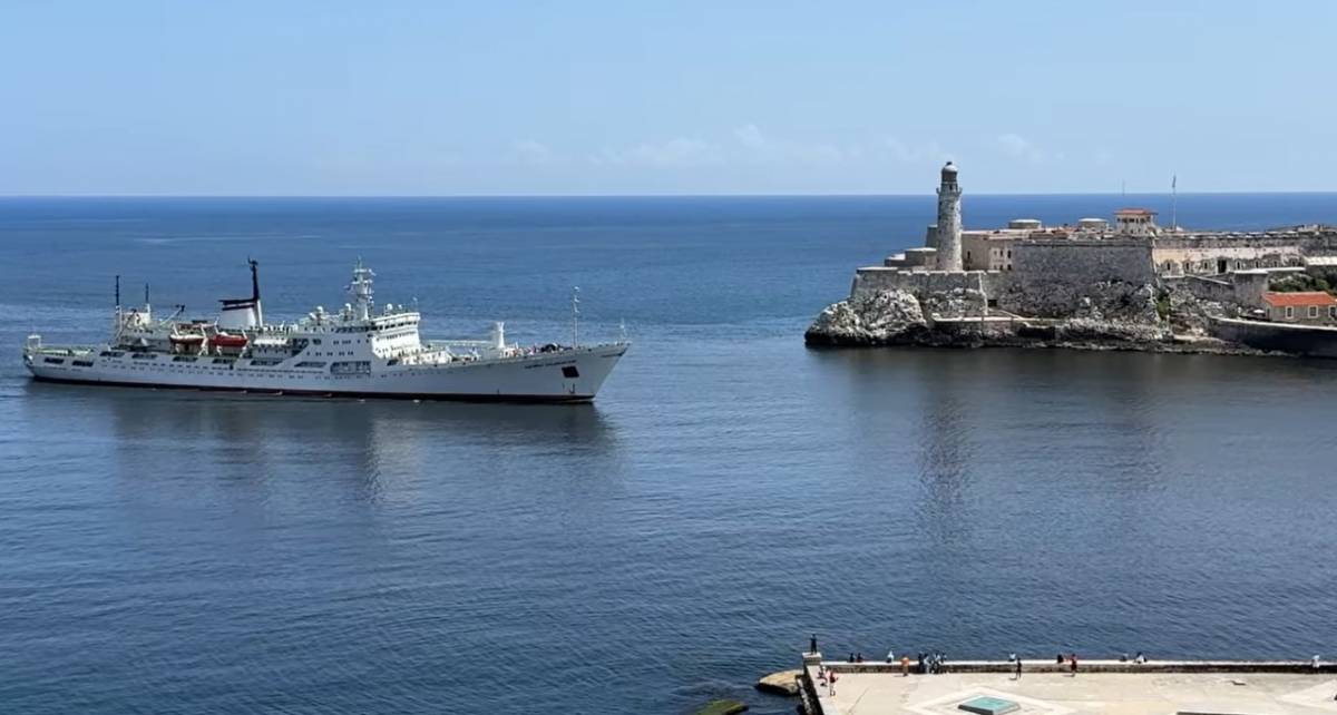 Arribó al Puerto de La Habana del buque oceanográfico ruso Admiral Vladimirskiy. (Foto: Embajada de Rusia en Cuba) Arribó al Puerto de La Habana del buque oceanográfico ruso Admiral Vladimirskiy. (Foto: Embajada de Rusia en Cuba)