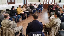Reuni�n del comit� de emergencias con Fuerzas Armadas Uruguayas y servicios de emergencia.