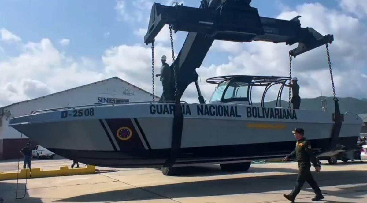 Desvarada dela lancha patrullera tipo interceptora D-2508 tipo "D". (Foto: GNB)