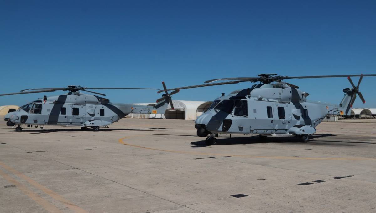 La Decimocuarta Escuadrilla cuenta actualmente con 2 de los 7 helic�pteros NH90 encargados. (Foto Julio Maiz)