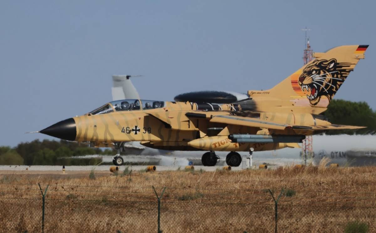 El precioso Panavia �Tornado� IDS/ECR del Ala T�ctica de la Fuerza A�rea o Taktische Luftwaffengeschwader 51 �Immelmann� (TaktLwG 51) alemana.