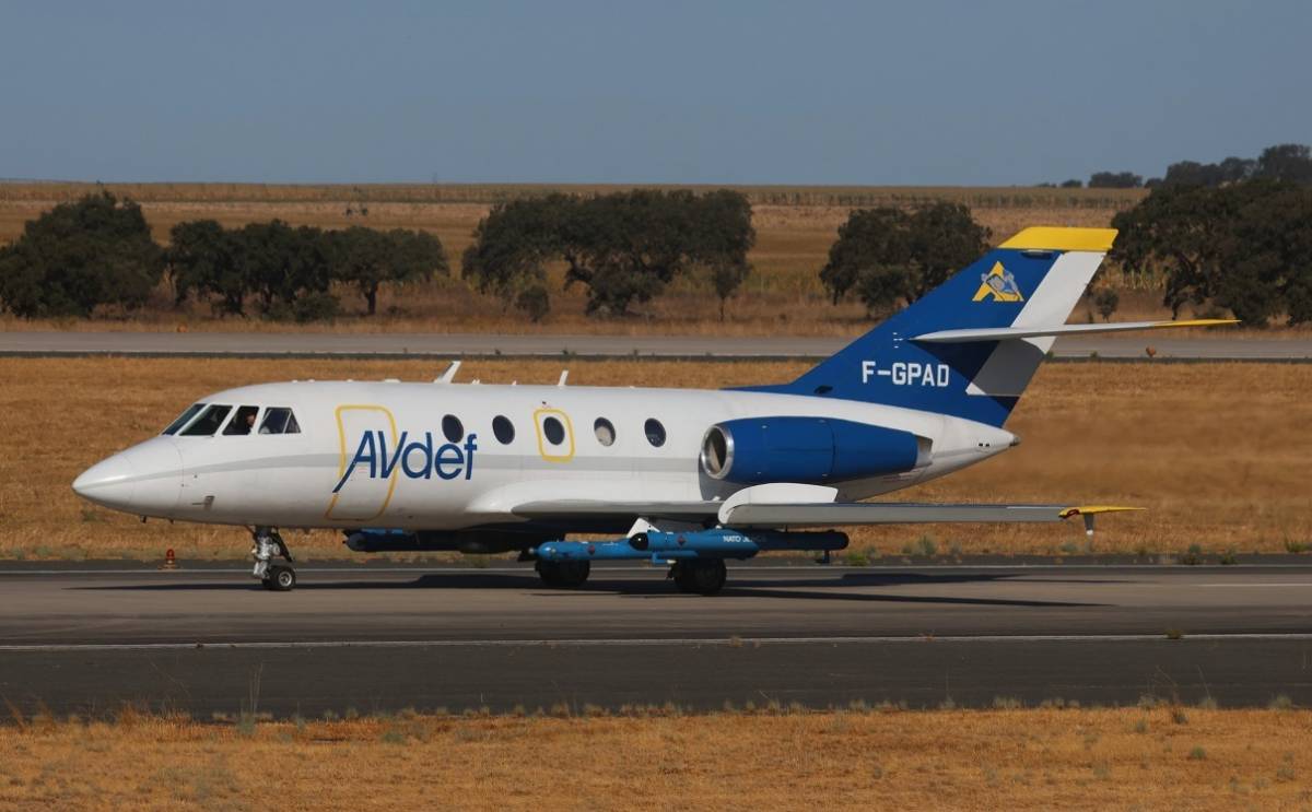 El Dassault Aviation Falcon 20 de la empresa AVDEF, que efectu� funciones de guerra electr�nica en el NTM-25.