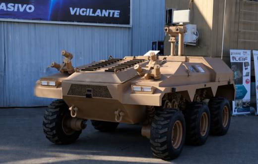 Nuevo Veh�culo terrestre no tripulado (UGV) desarrollo por FAMAE del Ej�rcito de Chile. 