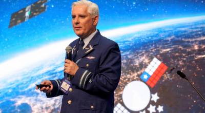 Director de la Direcci�n Espacial, General de Brigada A�rea (TI) Christian Stuardo N��ez, de la Fuerza A�rea de Chile. 