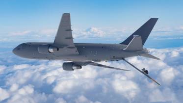 El primero de los KC-46 para la Fuerza A�rea y del Espacio de Israel durante un vuelo de pruebas en Estados Unidos. (Foto IMOD)