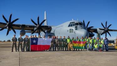 Avi�n C-130 H�rcules de la Fuerza A�rea de Chile en Territorio boliviano. 