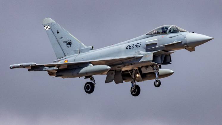 Uno de los nuevos Eurofighter del Ala 46, el C.16-67 10090 462-67, cedidos por el Ala 14.  (foto Antonio Rodr�guez Santana)